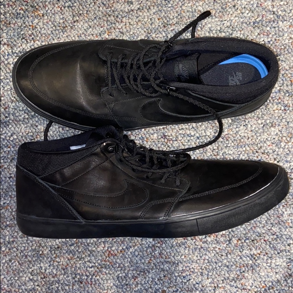 Nike Portmore Mid All Black